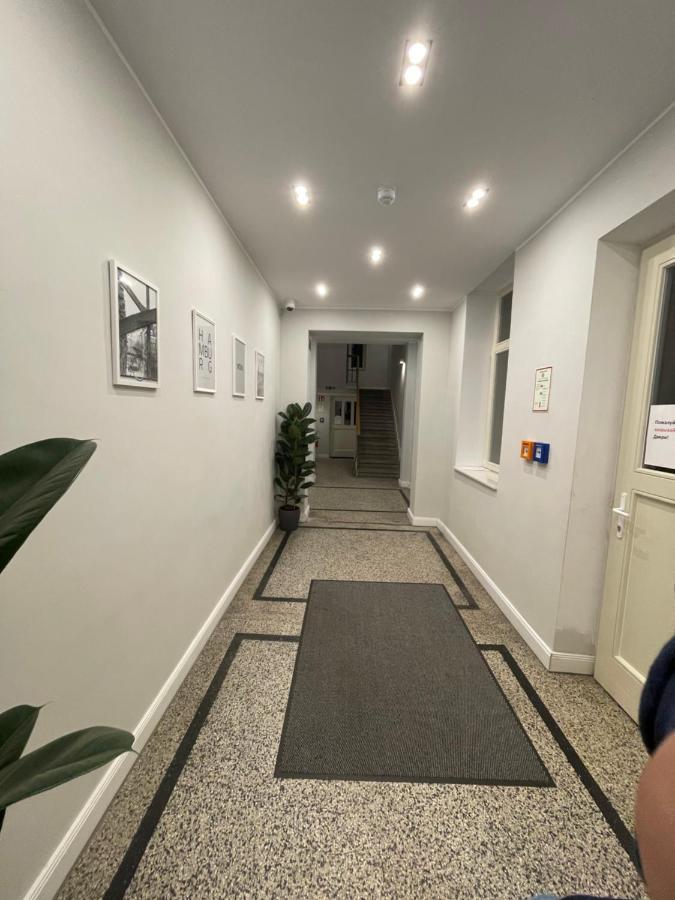 Ahoi Hostel Hamburg Eksteriør bilde