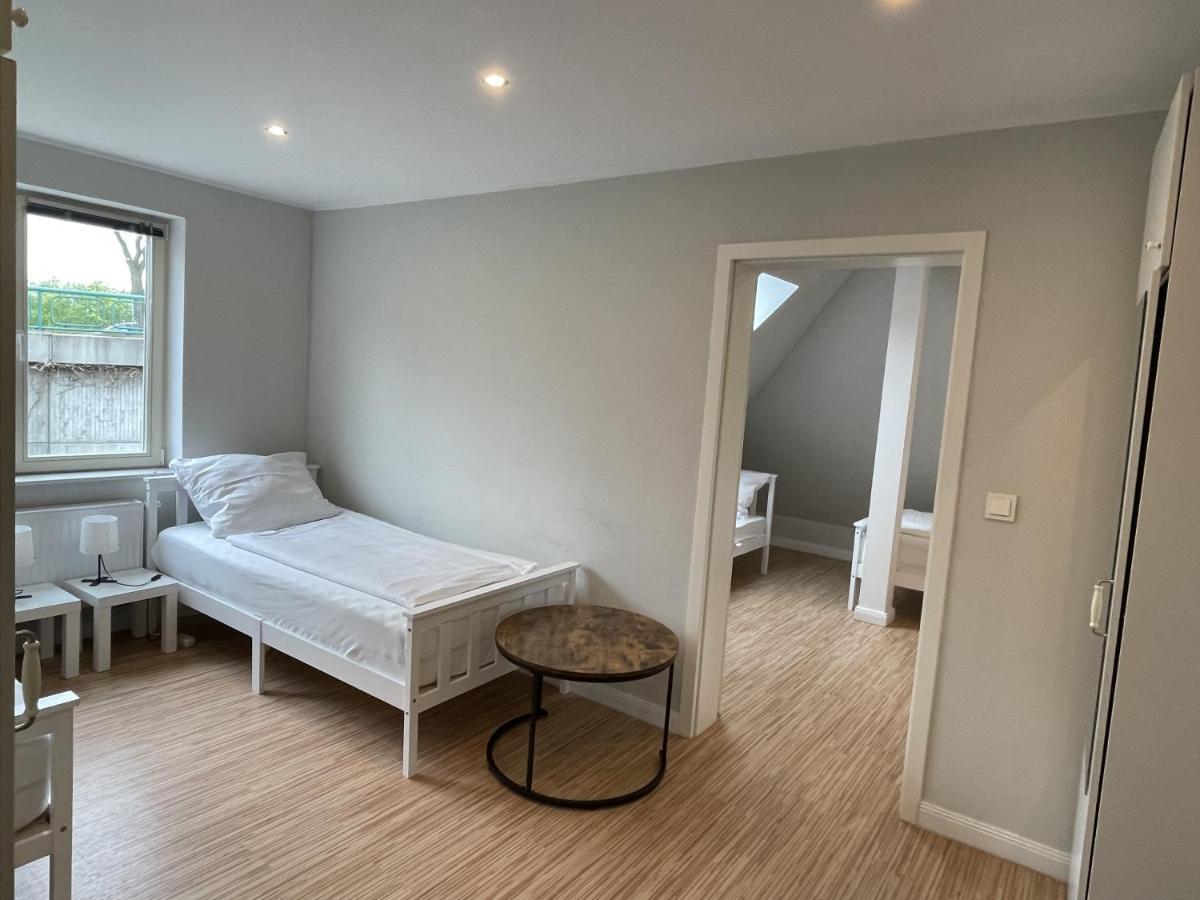 Ahoi Hostel Hamburg Eksteriør bilde